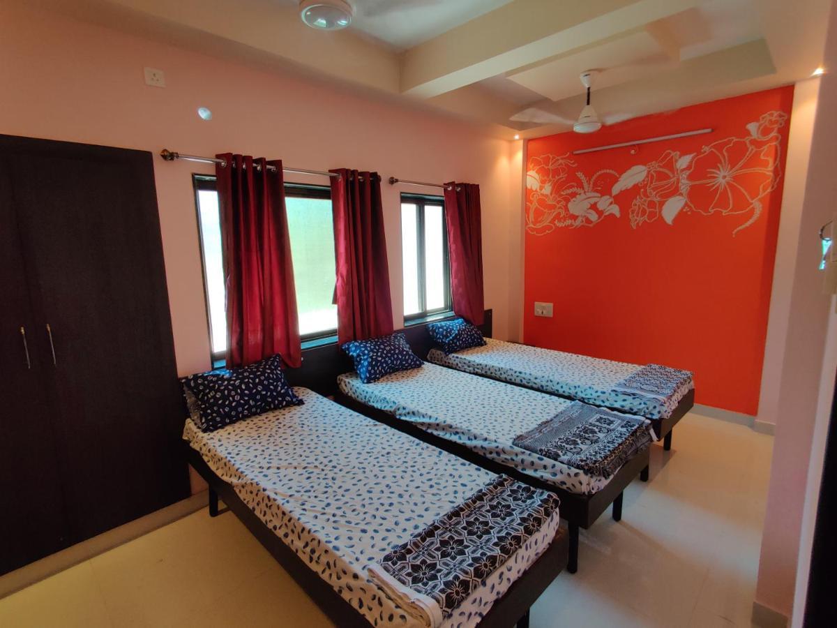 Bandekar Home Stay Malvan Bagian luar foto