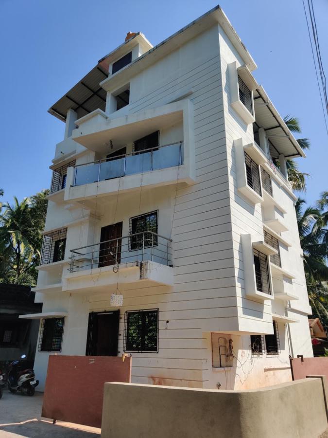 Bandekar Home Stay Malvan Bagian luar foto